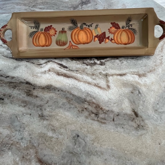 Beautiful Vintage Distressed Fall Decor Server 15 x 41/2” - Picture 2 of 4